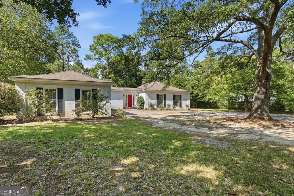 215 Wildwood Drive, Statesboro