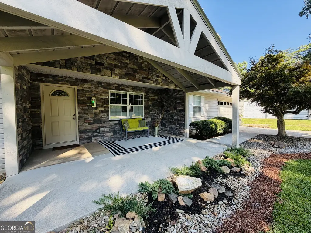 1533 John Smith Road E, Blairsville