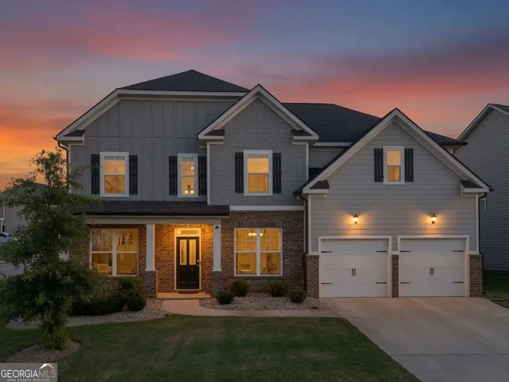 1250 Hawthorne Circle, Madison