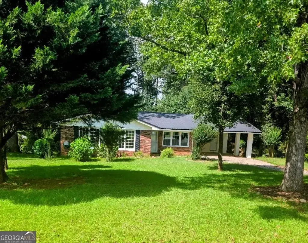 162 Fallin Street, Thomaston
