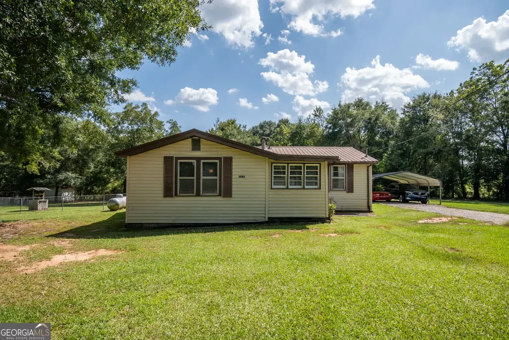 6484 Jefferson River Road, Athens