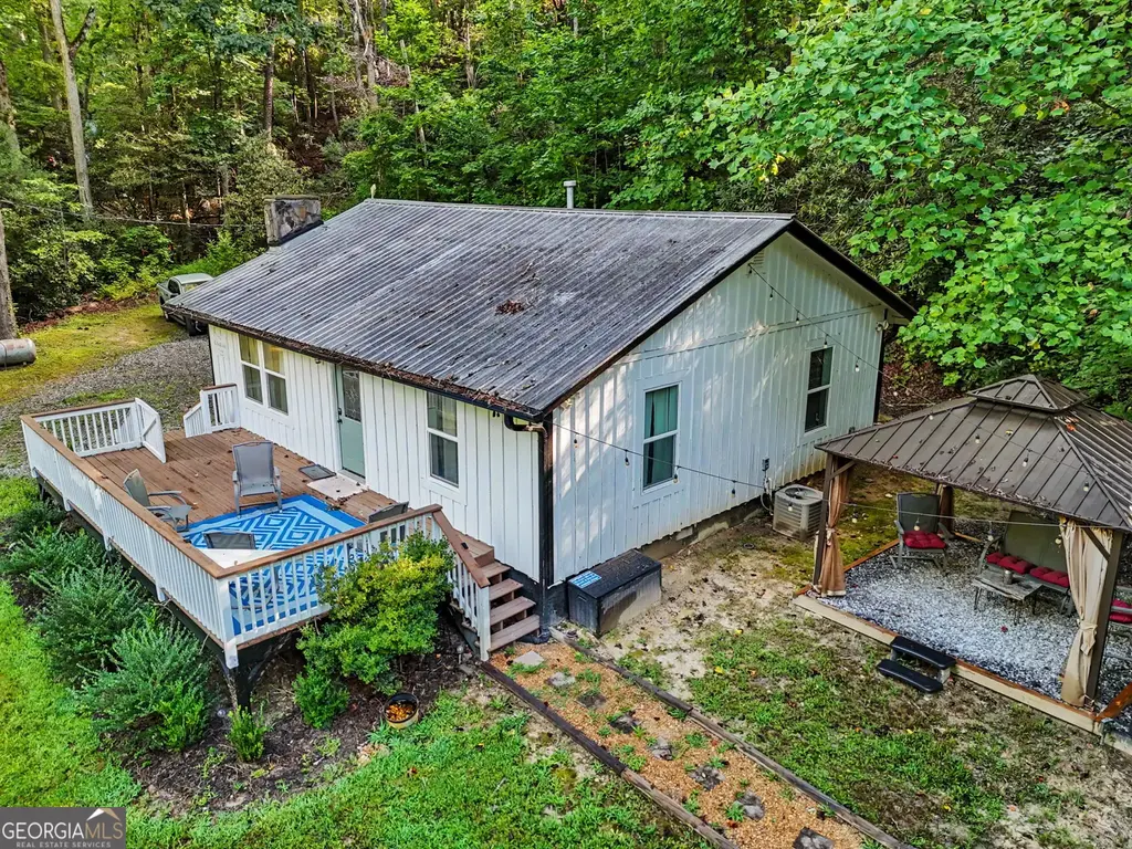 578 Highway 356, Helen
