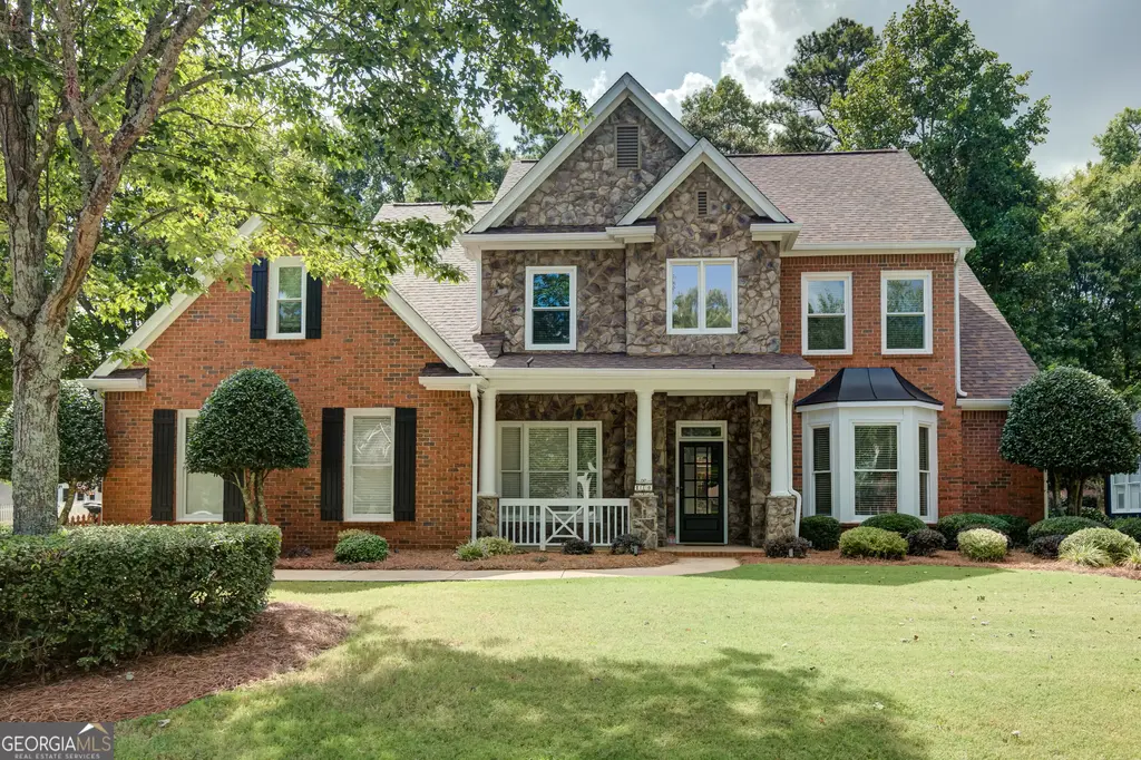 430 Lake Forest Drive, Newnan