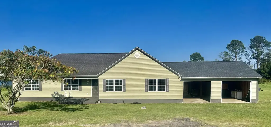 176 Matts Way, Douglas