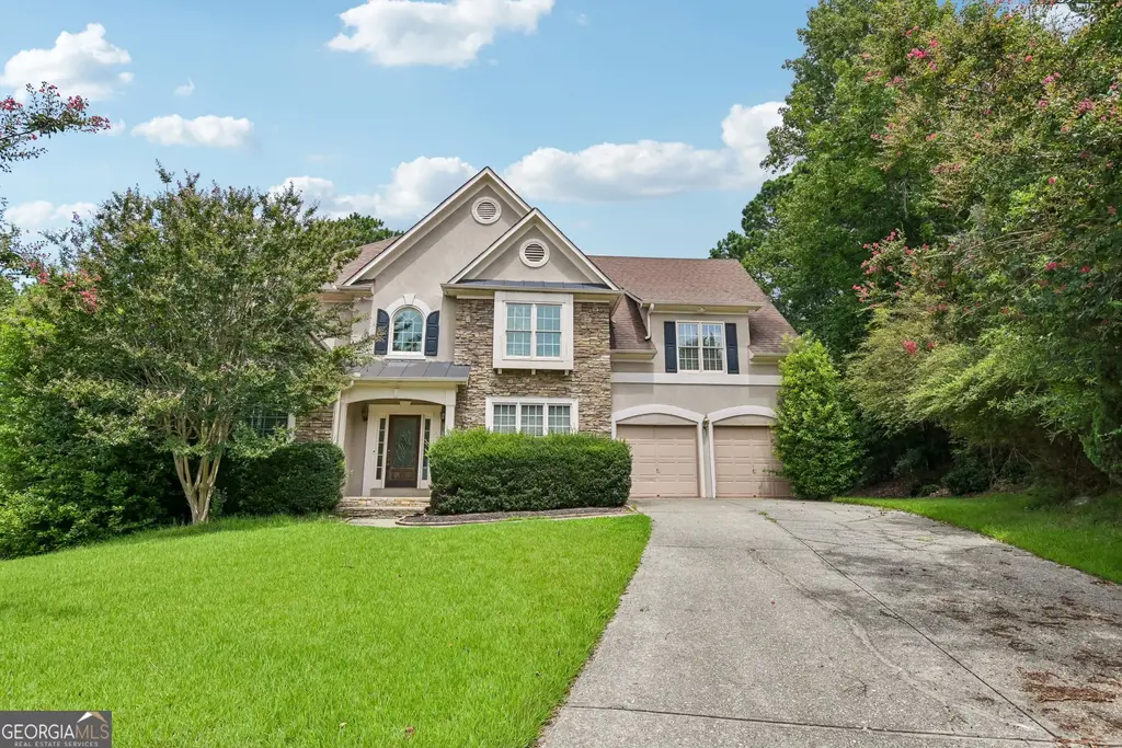 905 Yosemite Drive, Suwanee