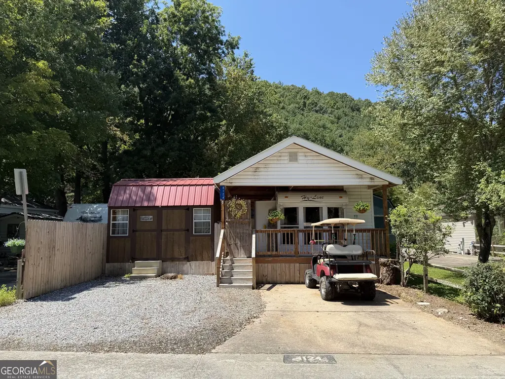 4124 Riverbank Run, Hiawassee