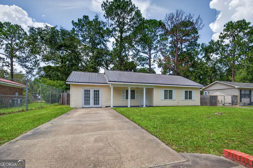 239 Pointe South Drive, Hinesville