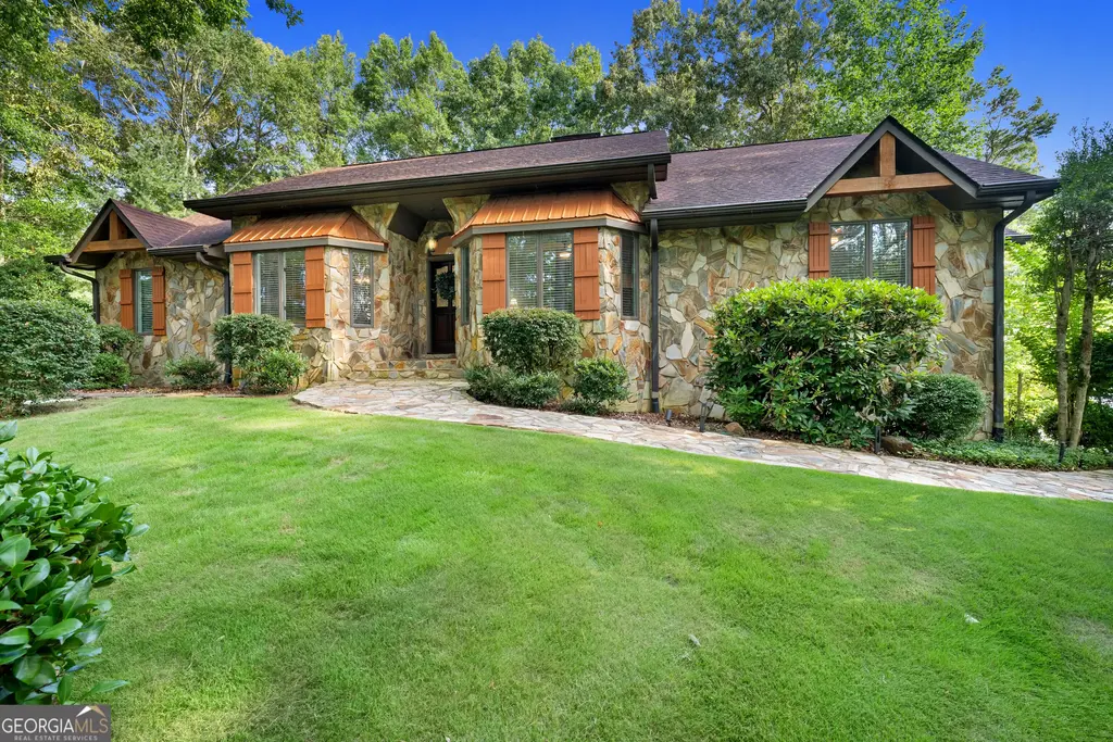 323 N Shores Drive, Westminster