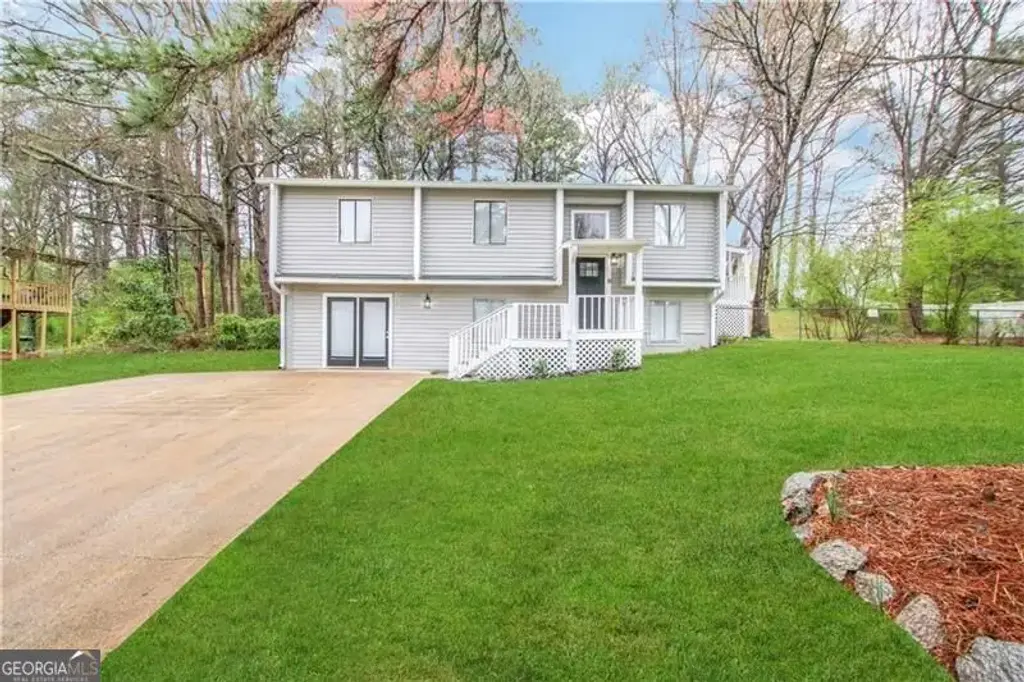 4282 Clearview Drive, Douglasville