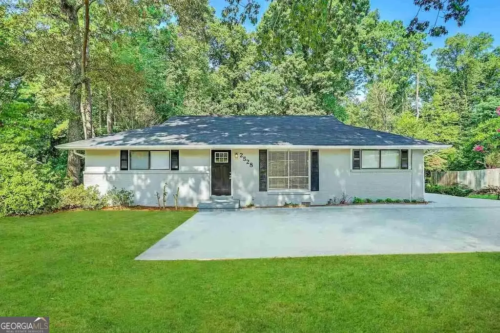 2528 Benson Poole Road Se, Smyrna
