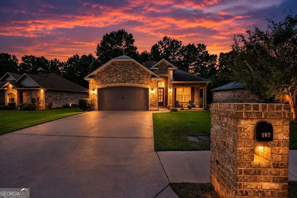 107 Londie Lane, Perry