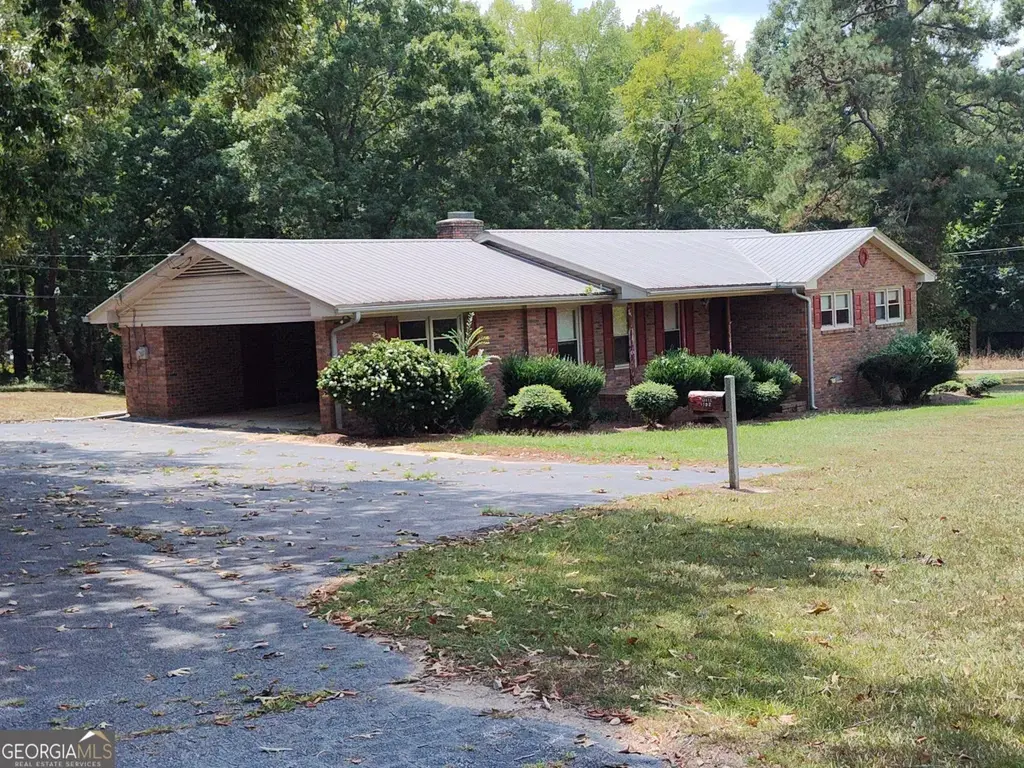 1192 Country Club Road, Elberton
