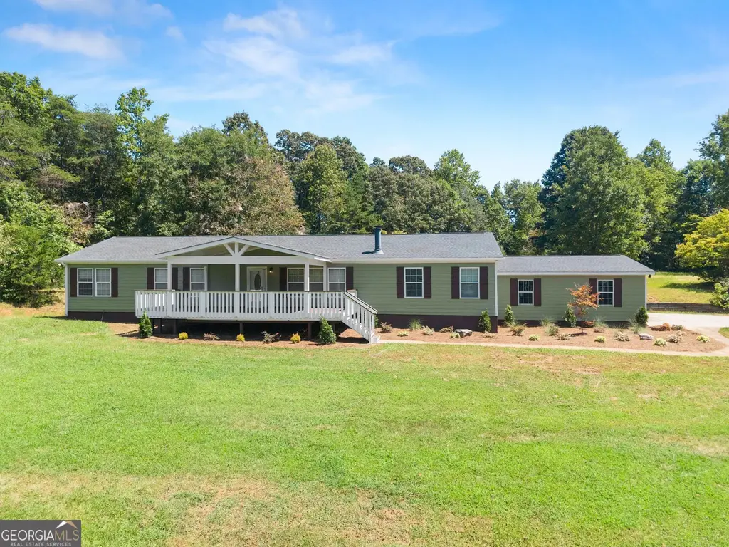 82 Bobbys Drive, Cleveland