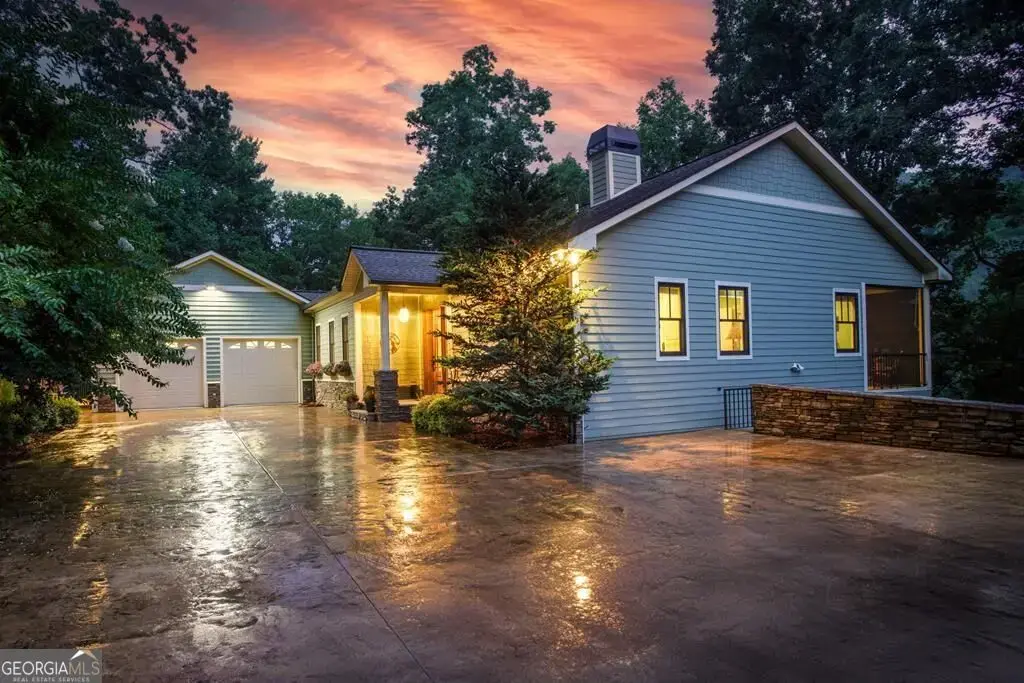 605 Owl Creek Road, Hiawassee