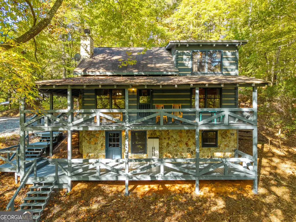 326 Honeysuckle Way, Blue Ridge