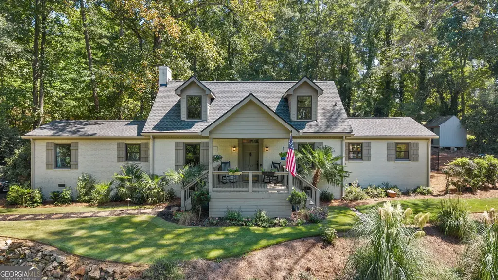 220 Plum Nelly Road, Athens