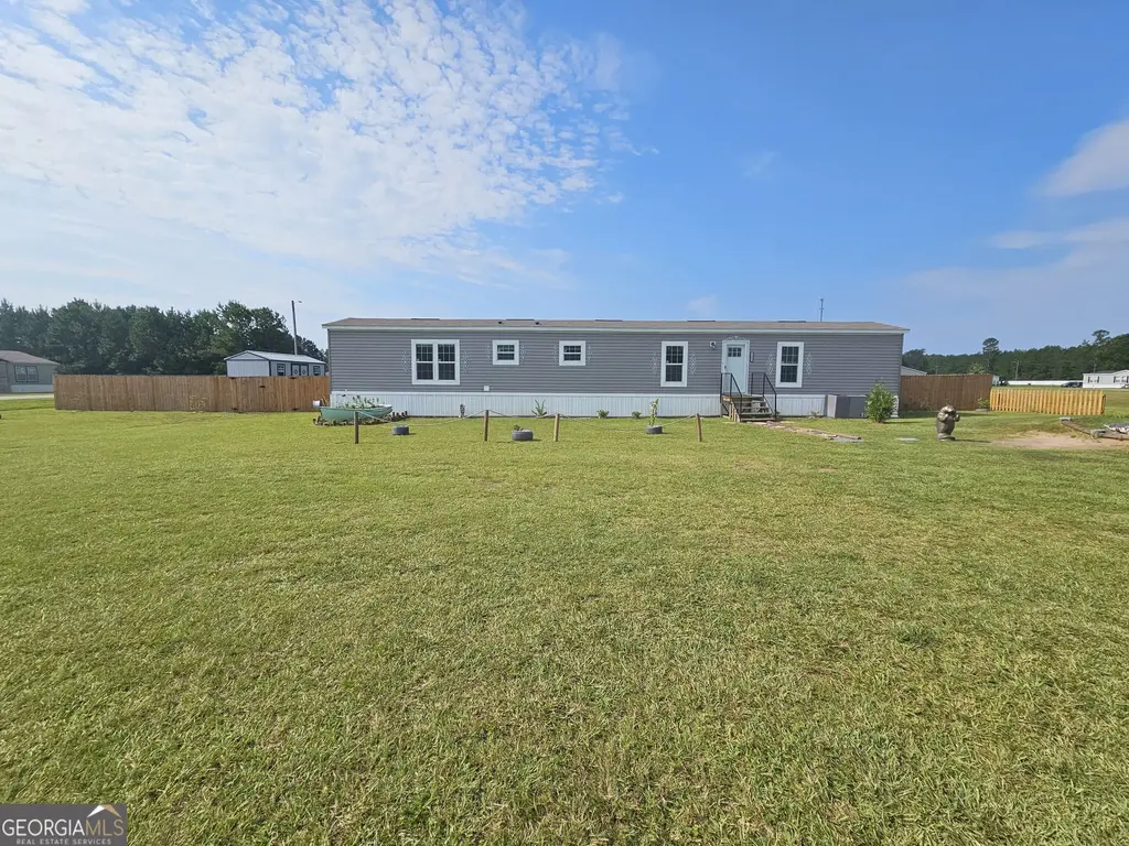 1283 Speckled Trout Circle Ne, Townsend