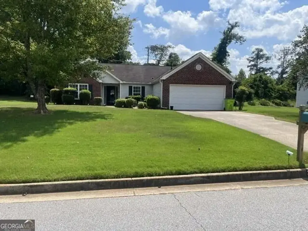 3537 Saddle Creek Lane, Ellenwood