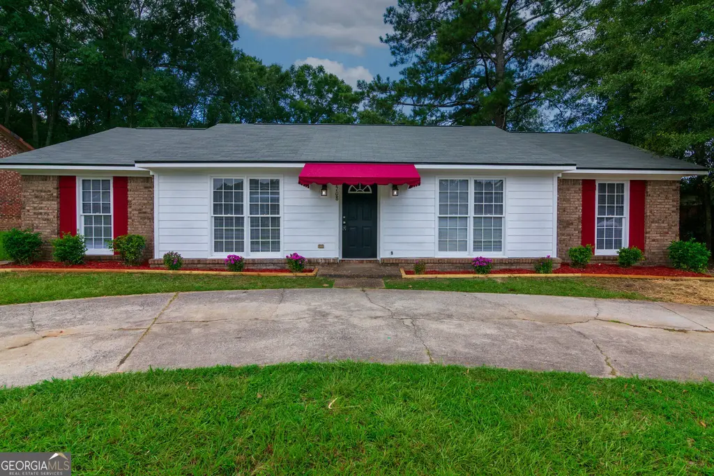 2708 Skylake Drive, Columbus
