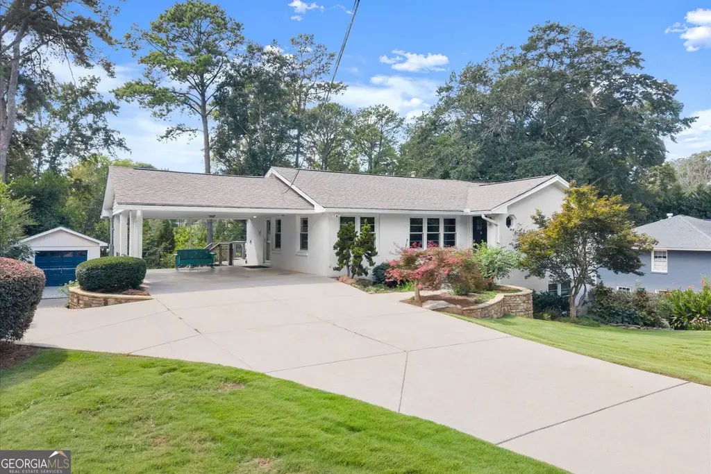 6350 N Hampton Drive, Sandy Springs
