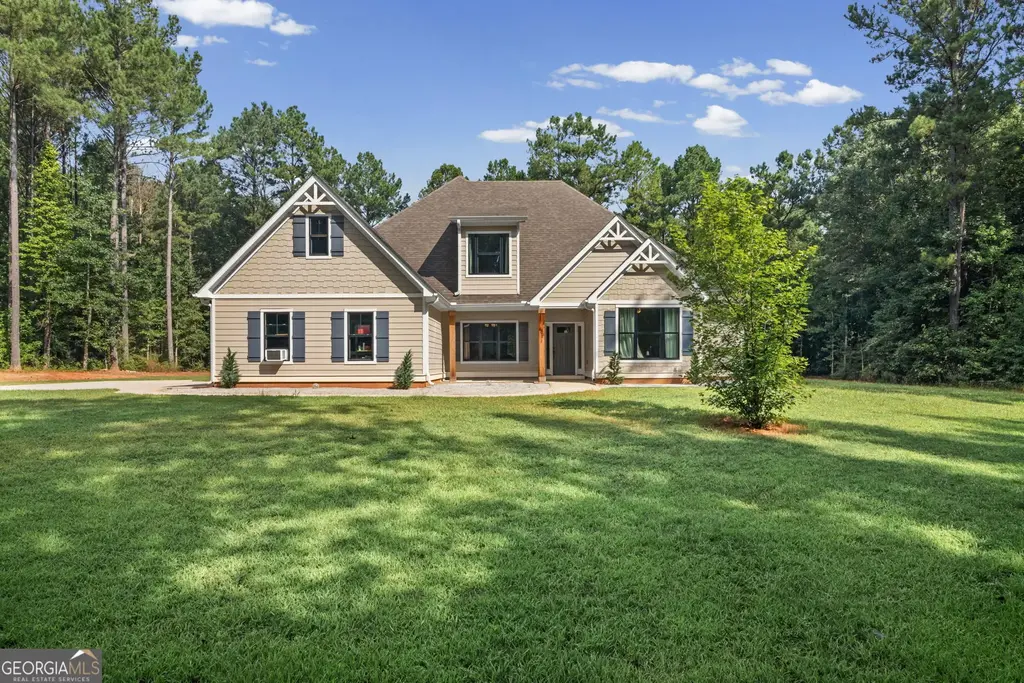 242 Roberts Pond Road, Senoia