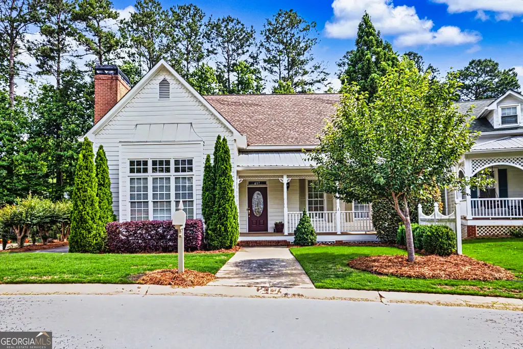 217 Sweetbriar Street, Peachtree City