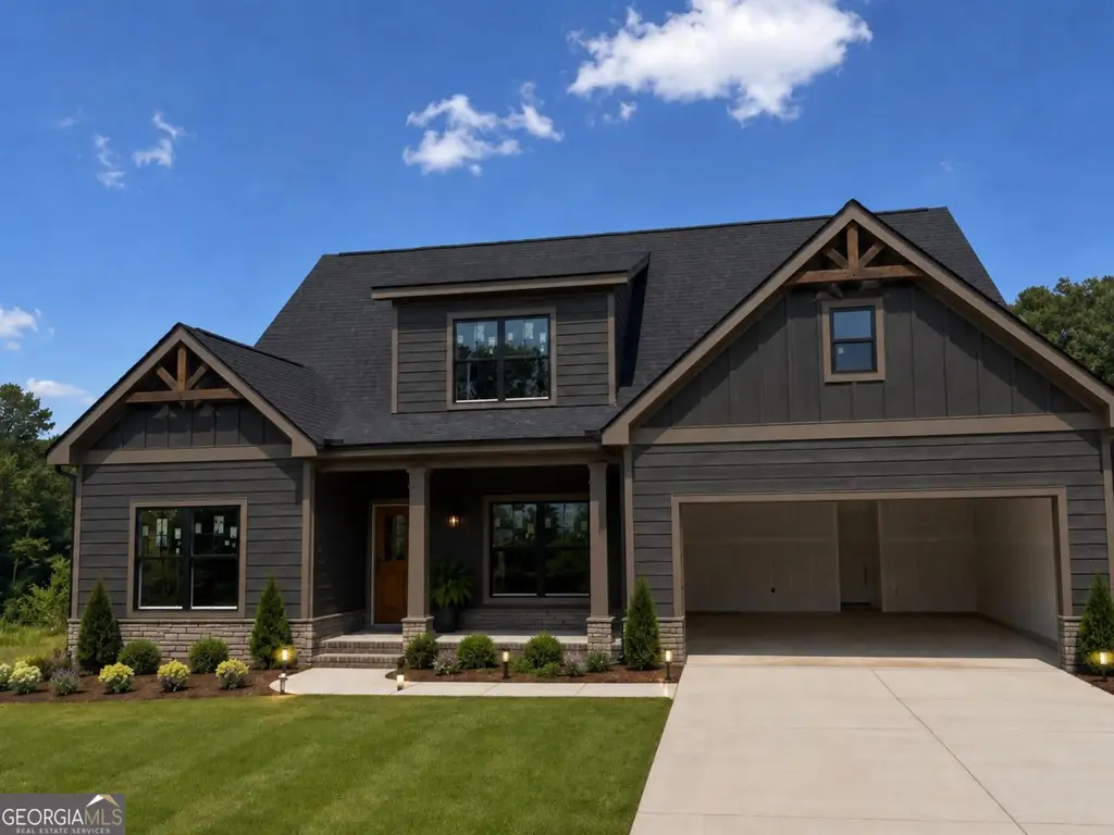 1220 H N Ayers Road, Hartwell