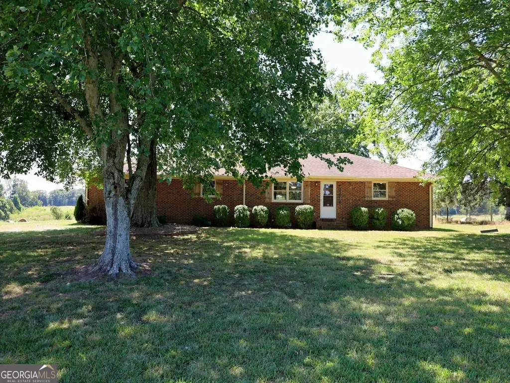 1719 Highway 98 West W, Danielsville