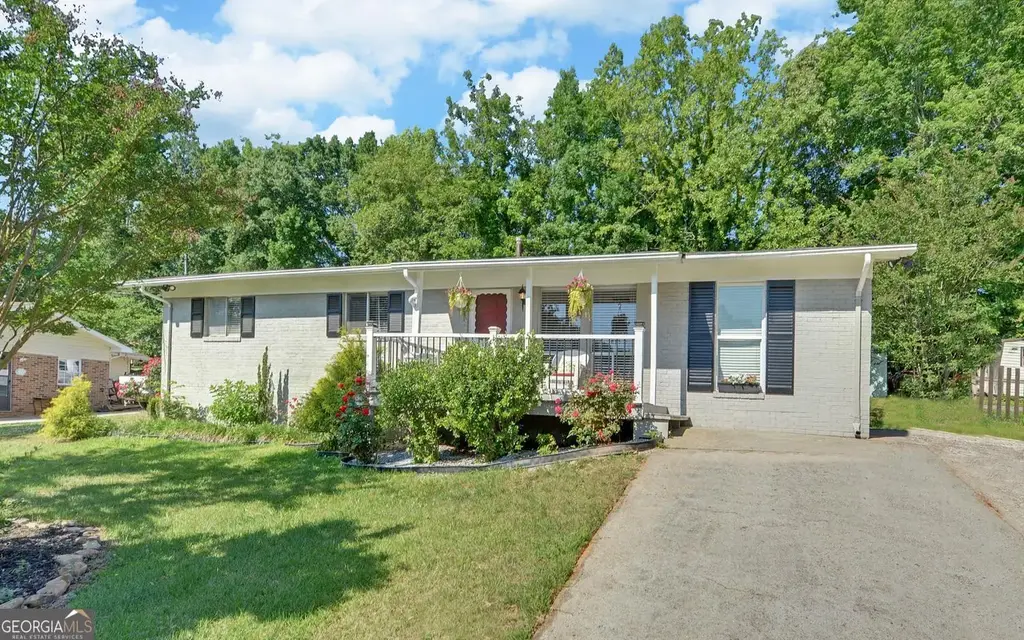 102 Cherry Street, Toccoa