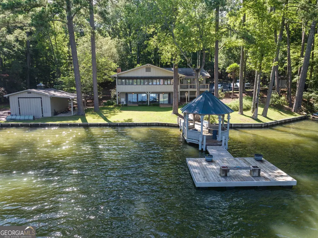 133 Hall Drive, Hamilton