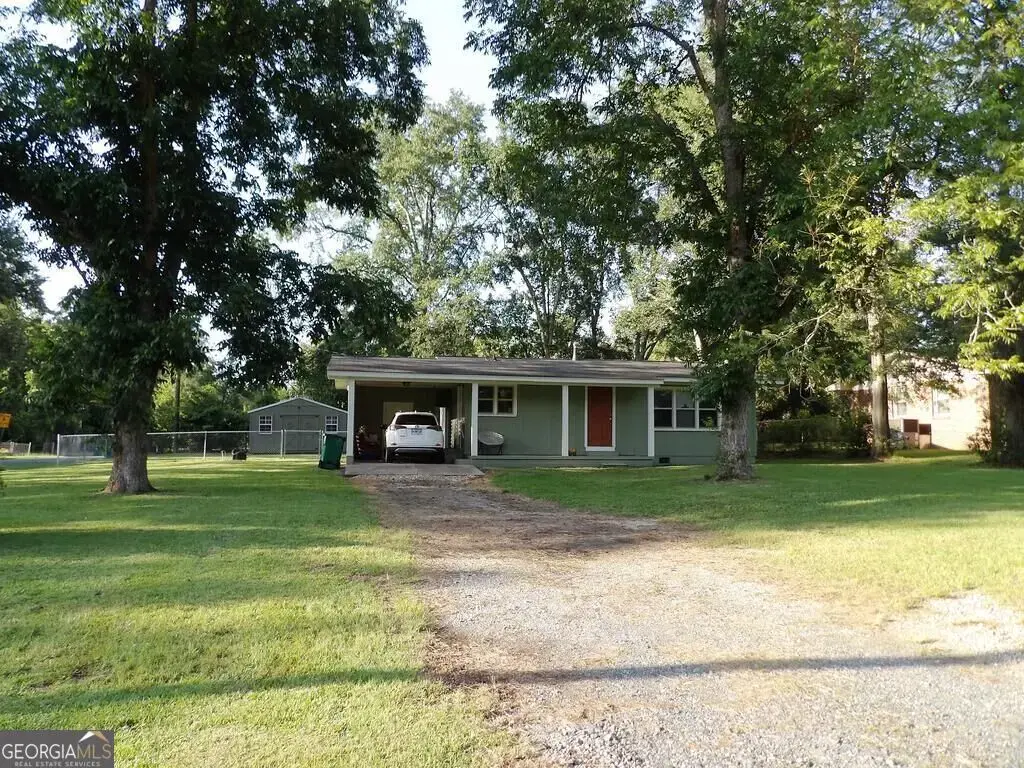 308 W Pinson St, Sylvester