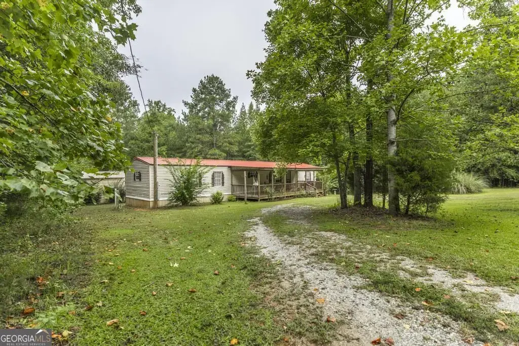 222 Tommys Trail, Forsyth
