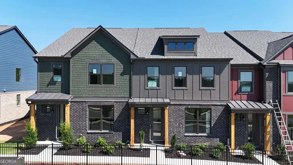 263 Barracks Way 877, Hoschton