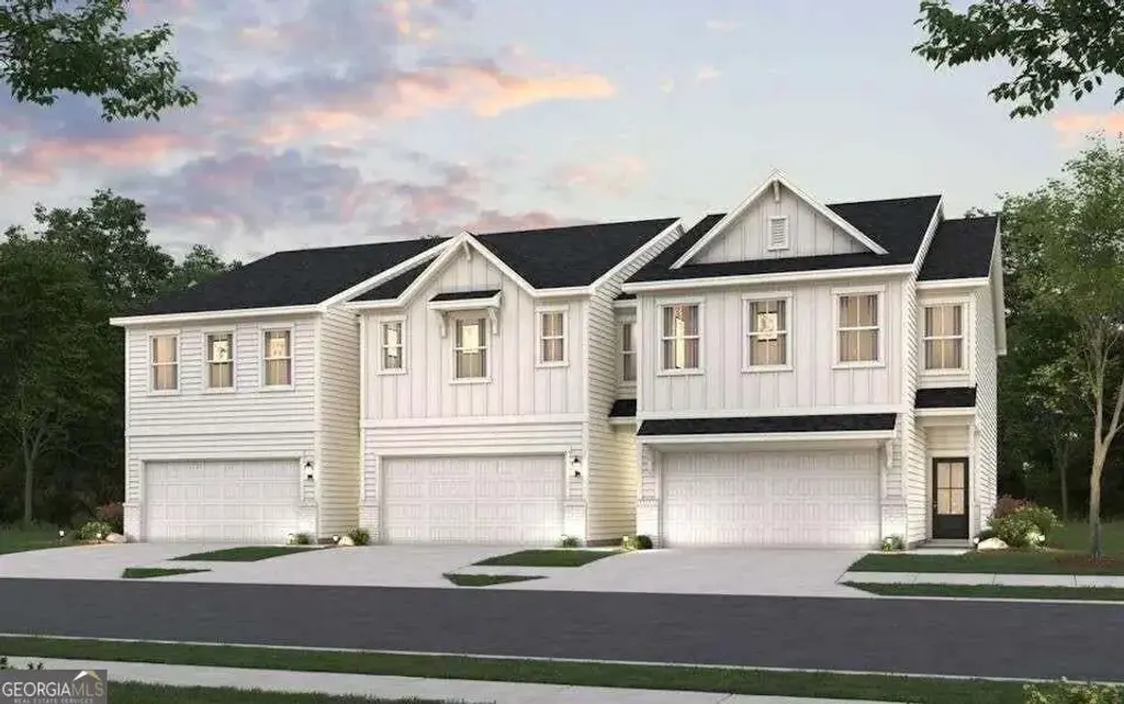 7485 Clover Lane 128, Flowery Branch