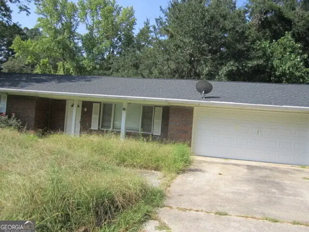 727 S Carter Drive, Jonesboro