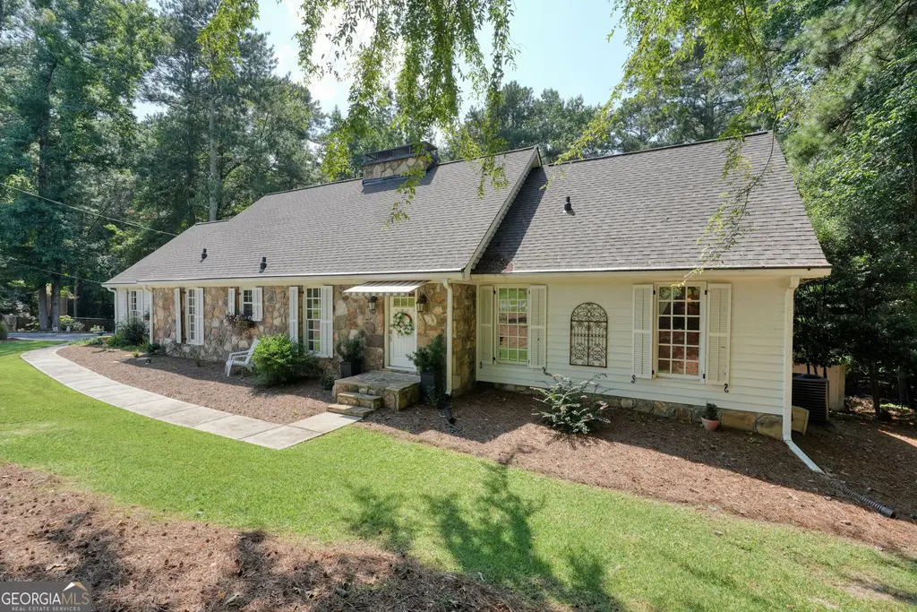 5005 George Washington Avenue Nw, Acworth