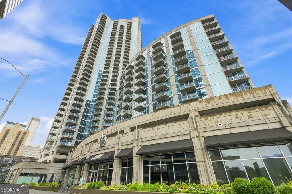 400 W Peachtree Street Nw 2107, Atlanta