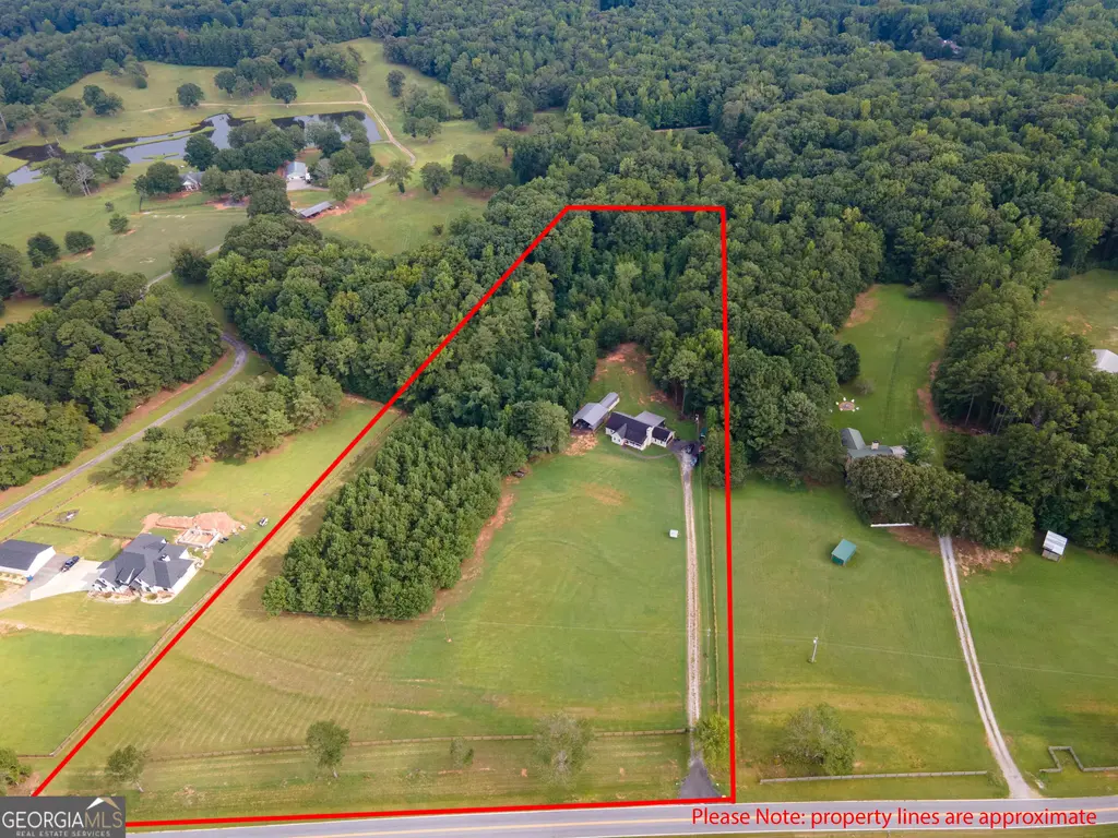 971 Bo Bo Banks Road, Grantville