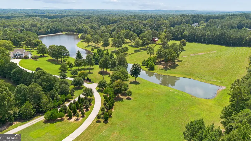 195 Green Meadow Lane, Fayetteville