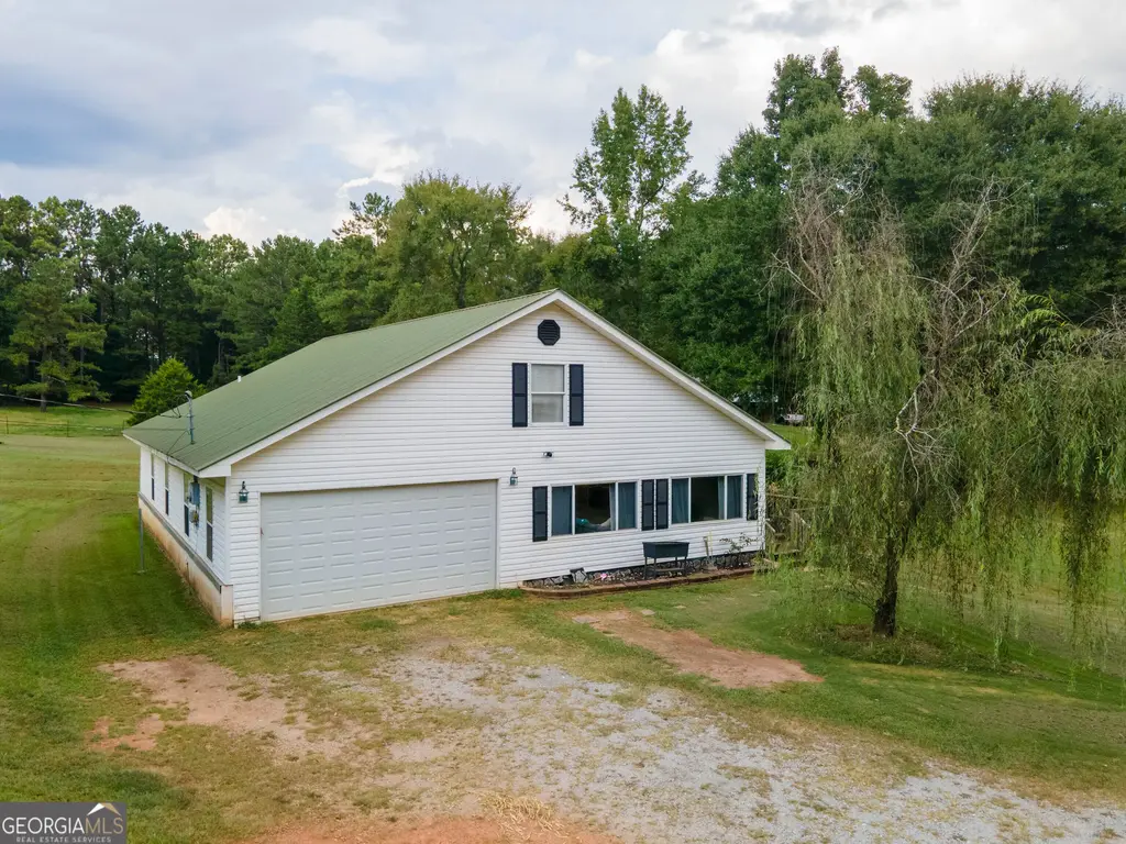 2151 Blue Creek Road, Hogansville