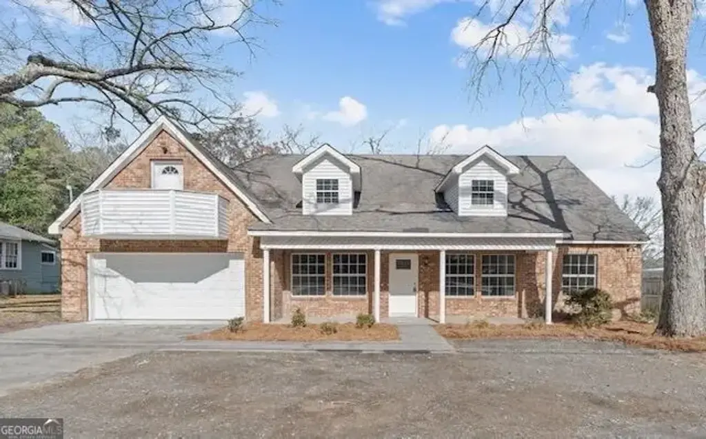 7513 Columbus Road, Lizella