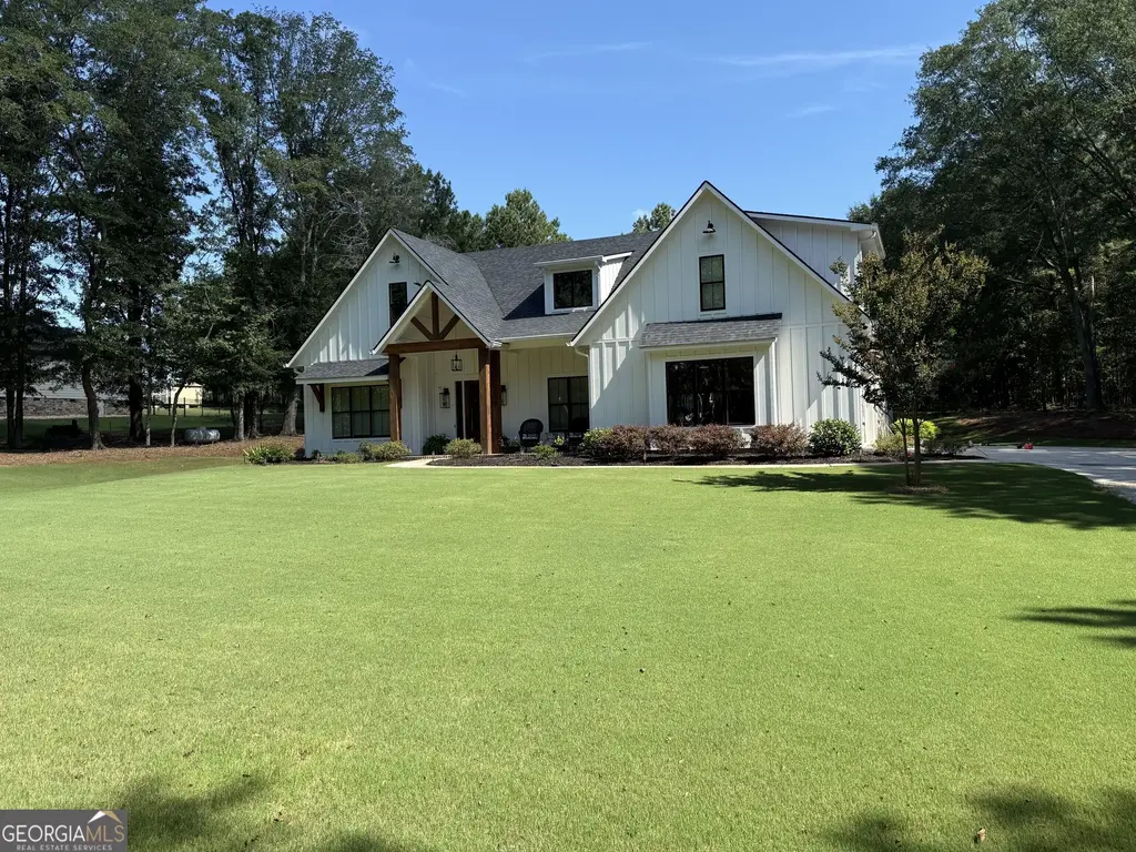 201 Parker Road, McDonough