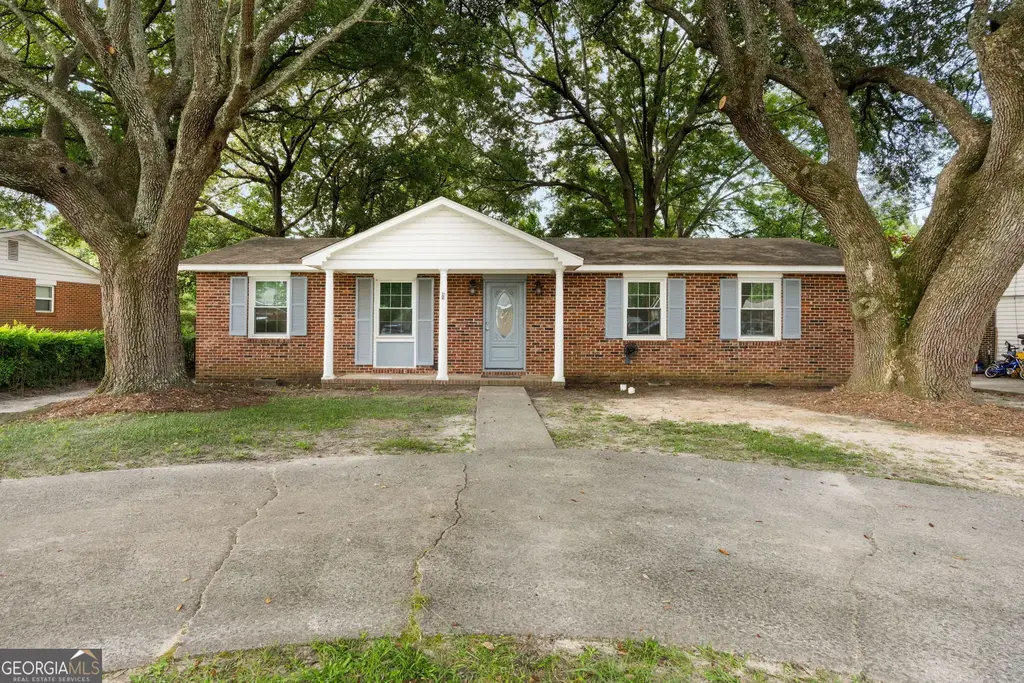 114 Karen Drive, Warner Robins