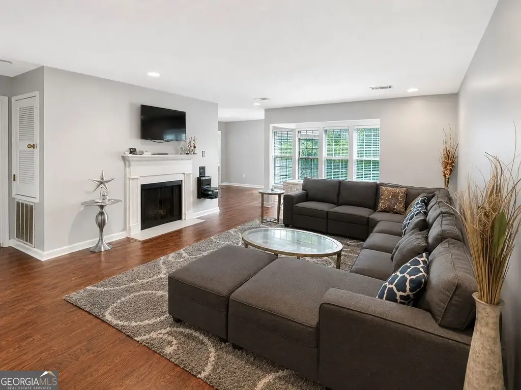 24314 Plantation Drive 314, Atlanta