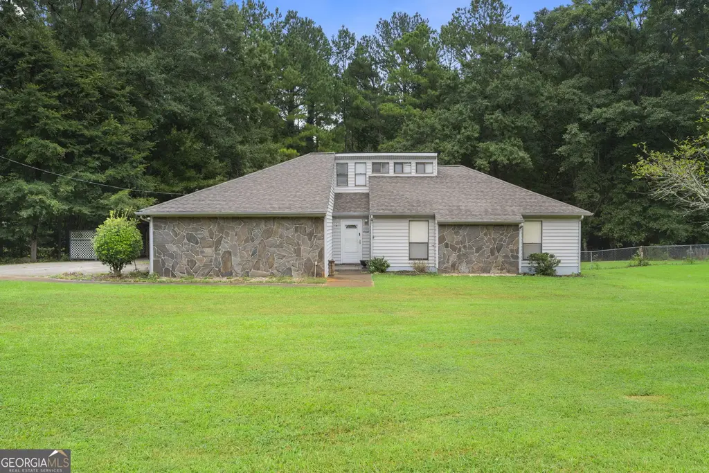 120 Selena Court, Fayetteville