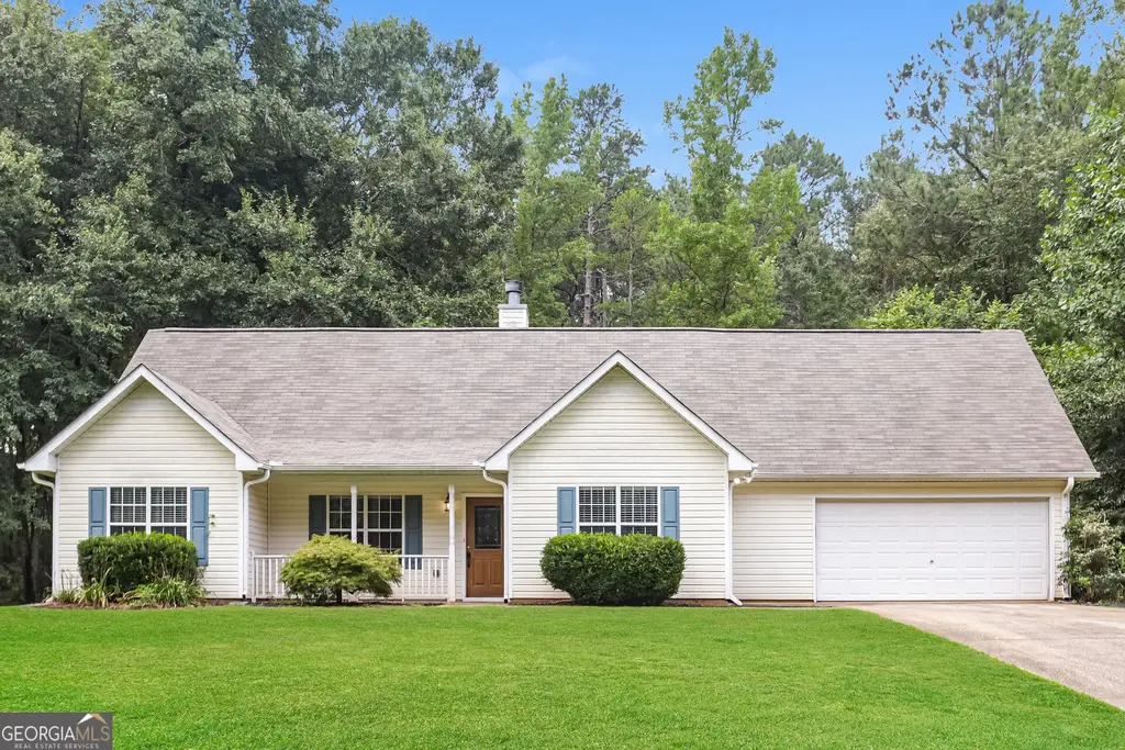 1235 Browns Country Lane, Locust Grove