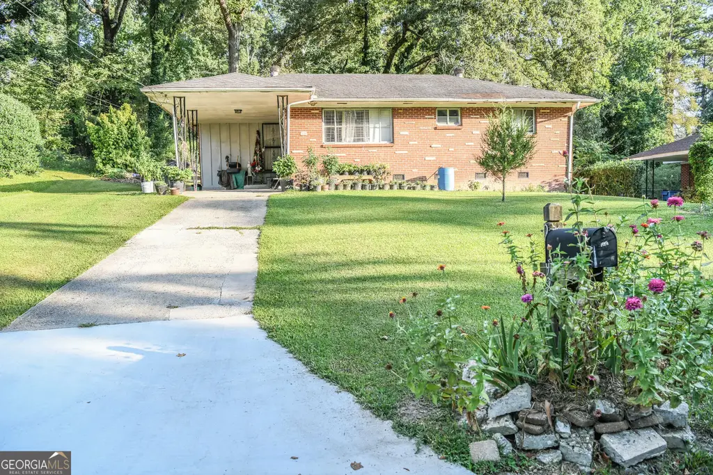 2792 Lancaster Drive, East Point