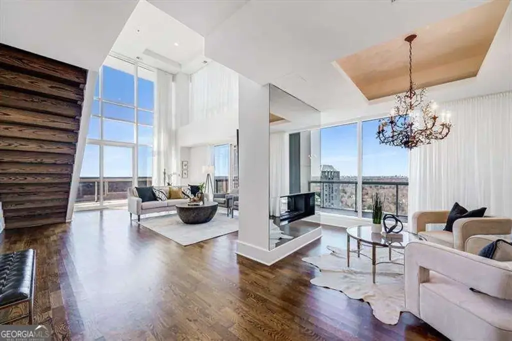 2881 Peachtree Road Ne 2405, Atlanta