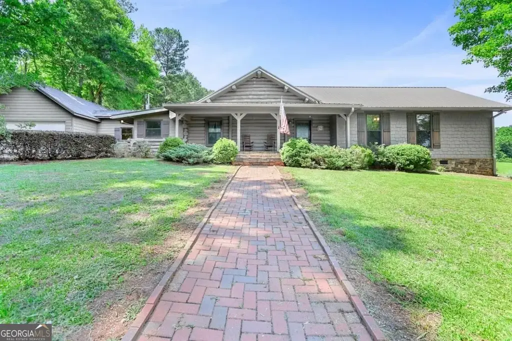 120 Jandale Drive, Lagrange