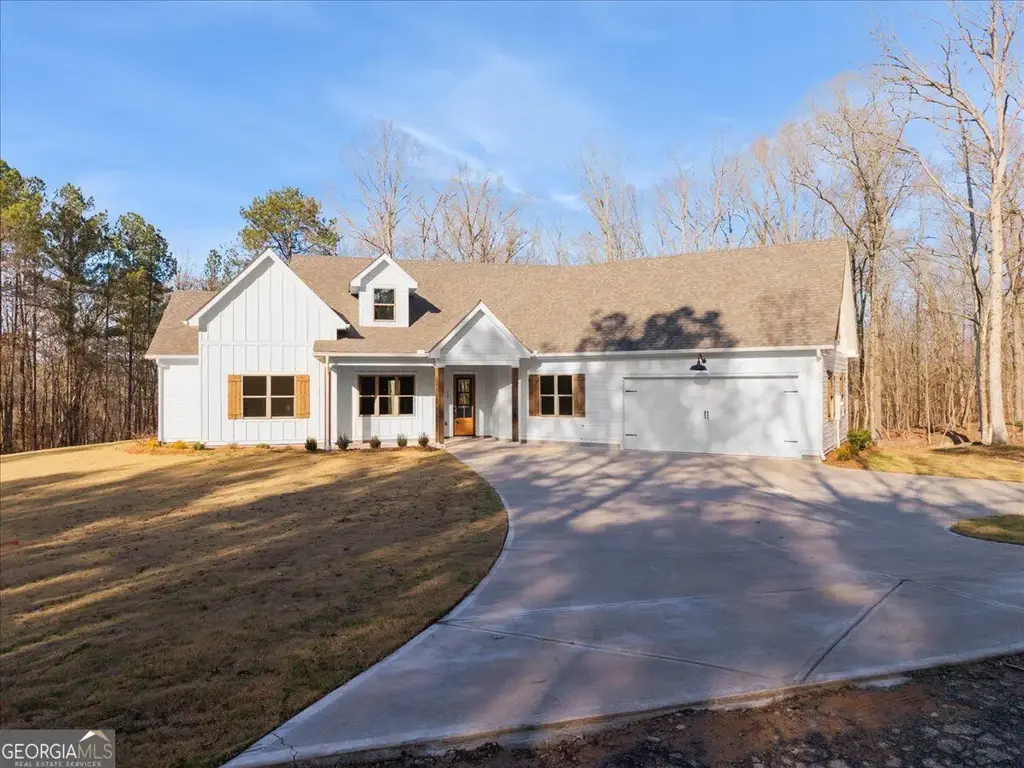 115 Oak Hill Circle, Eatonton